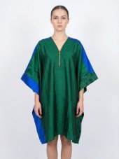 Smaragdina unda - Pončo - šaty