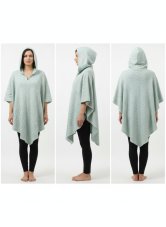 Magus urbanus - oversize pončo v svetlej mätovej (pale green) farbe s kapucňou a vreckami