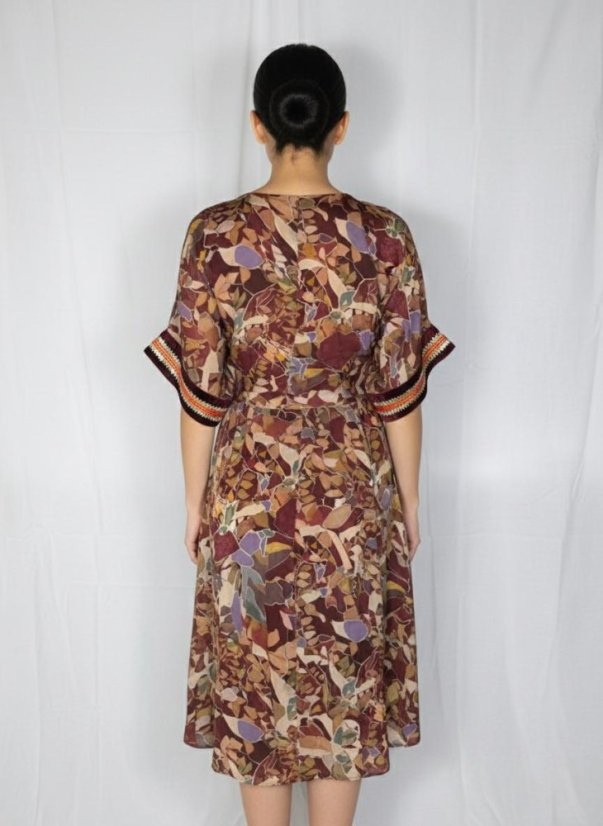 Silva Decorata - Šaty v kimonovom strihu